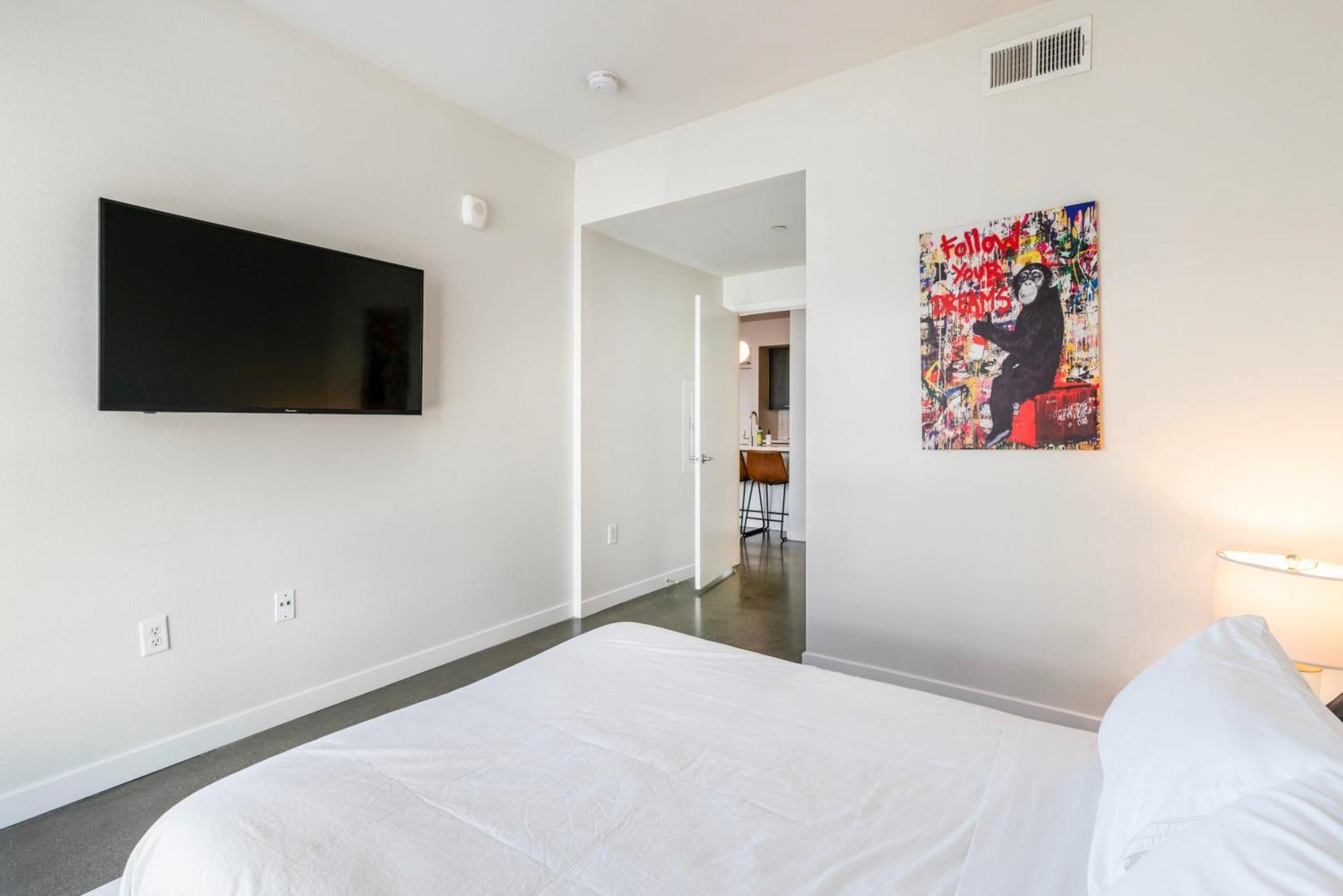 New 2Br Luxury Apartment Hollywood Лос-Анджелес Экстерьер фото